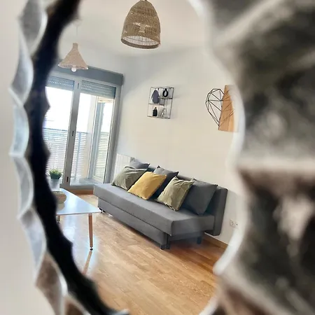 Vive Iv Apartment *